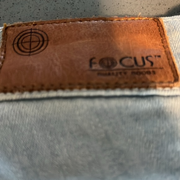Men’s Focus Branded jeans - Picture 7 of 14